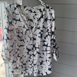 New York & Company White and Navy Patterned Button-Down Shirt